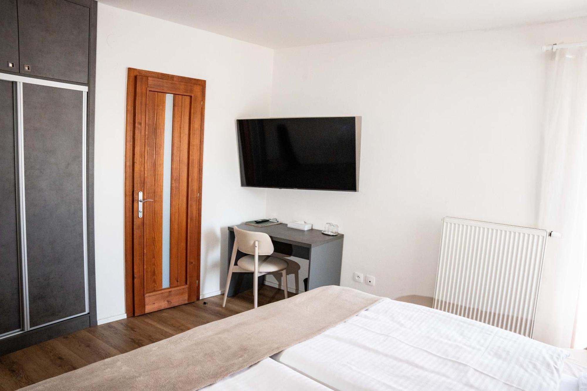 Hotel Sharingham 브르노 외부 사진