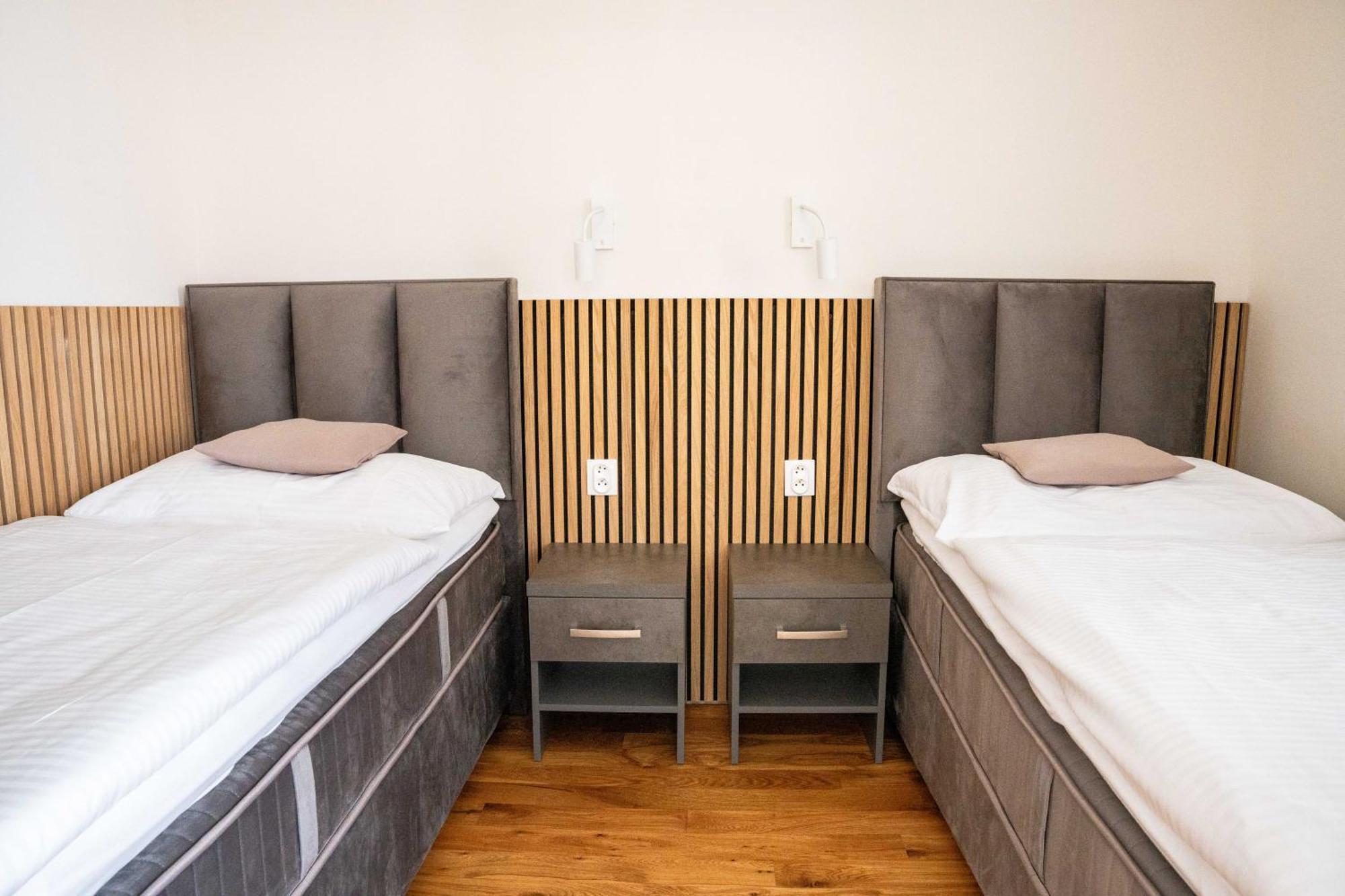 Hotel Sharingham 브르노 외부 사진